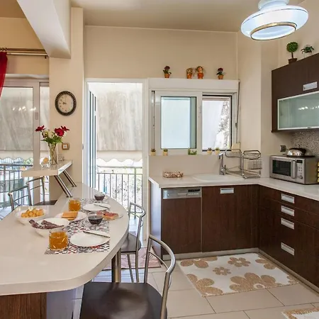 Downtown In Chania Apartment
